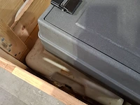 Partij transportkisten en koffers - afbeelding 7 van  7