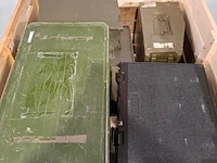 Partij transportkisten en koffers - afbeelding 2 van  6