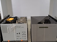 Partij transportkoffers en rugtassen