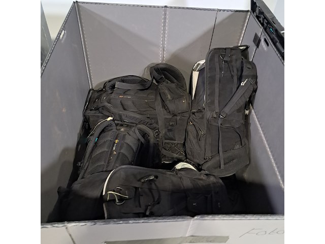 Partij transportkoffers en rugtassen - afbeelding 5 van  12