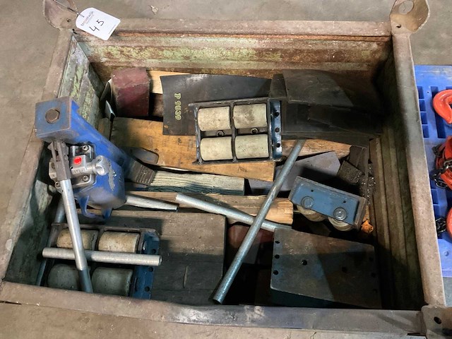 Partij transportmiddelen - afbeelding 1 van  2