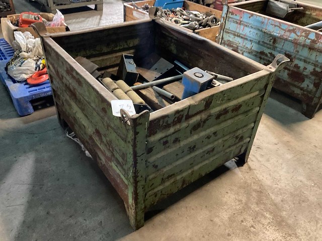 Partij transportmiddelen - afbeelding 2 van  2