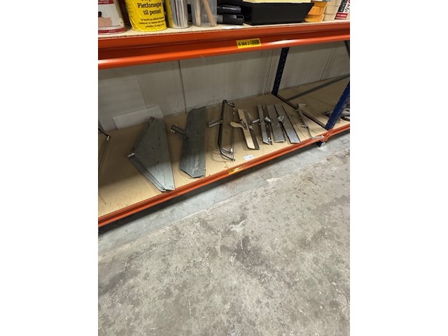 Partij trekkers, rollerhouder en uitvlakstrijkers - afbeelding 1 van  7