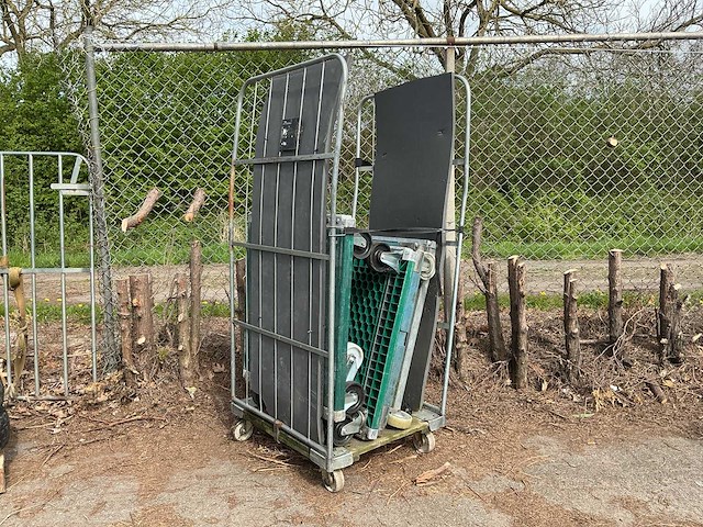 Partij trolley’s - afbeelding 1 van  1