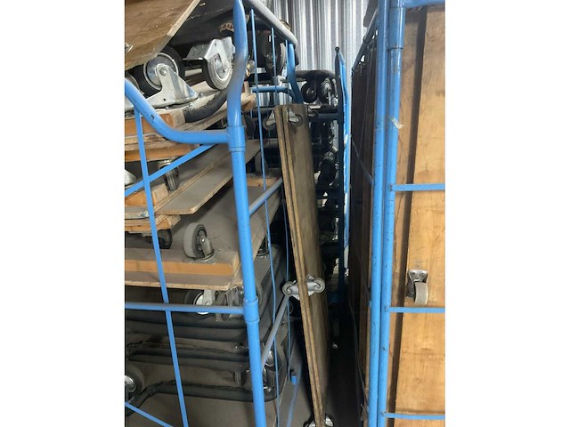 Partij trolleys - afbeelding 4 van  8