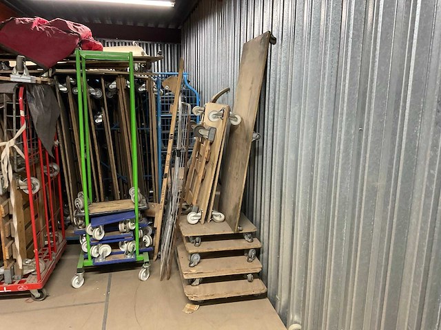 Partij trolleys - afbeelding 8 van  8