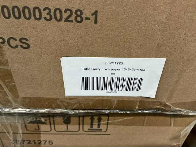 Partij tubes carry love paper 46x6x2cm red (900x) - afbeelding 4 van  7