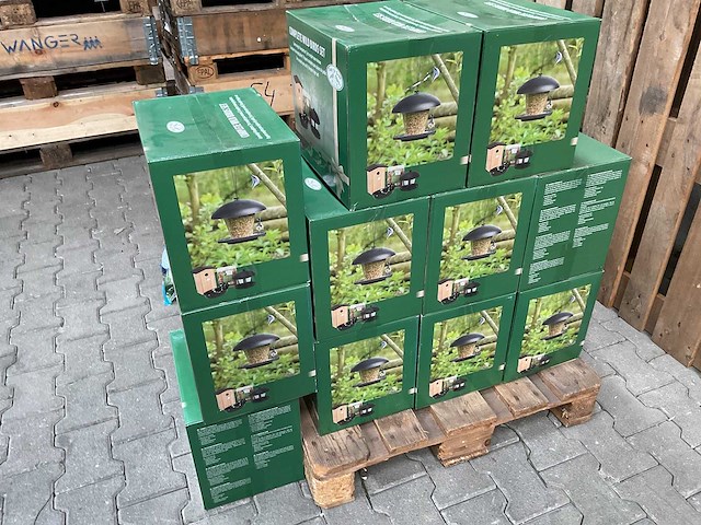 Partij tuin artikelen - afbeelding 1 van  2