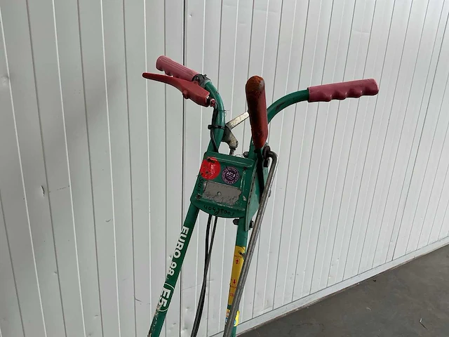 Partij tuin-en parkmachines - afbeelding 8 van  22