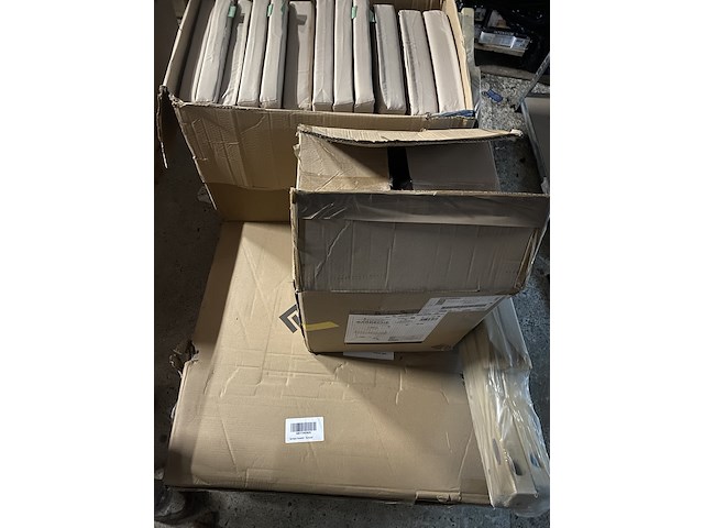 Partij tuinartikelen, diverse - afbeelding 1 van  11