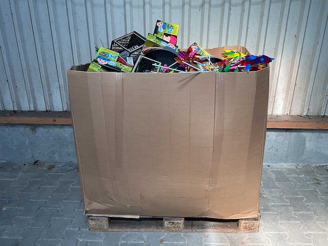 Partij tuinartikelen - afbeelding 2 van  4
