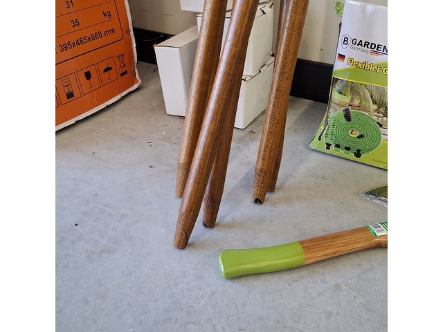 Partij tuinbenodigdheden - afbeelding 9 van  12