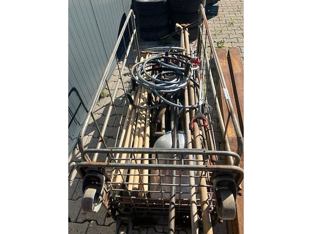 Partij tuingereedschap inclusief rolcontainer - afbeelding 8 van  8