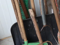 Partij tuingereedschap o.a. hark, schep, grondboor & sneeuwschuif - afbeelding 3 van  5
