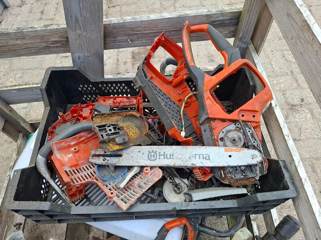 Partij tuingereedschap o.a. makita husqvarna - afbeelding 2 van  5