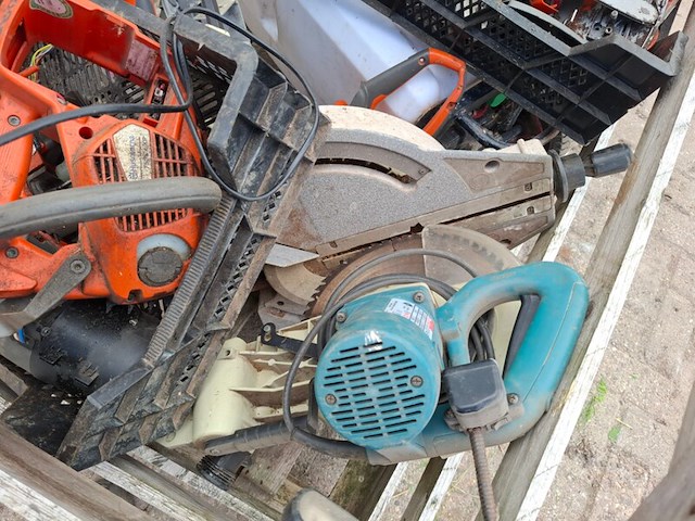 Partij tuingereedschap o.a. makita husqvarna - afbeelding 4 van  5