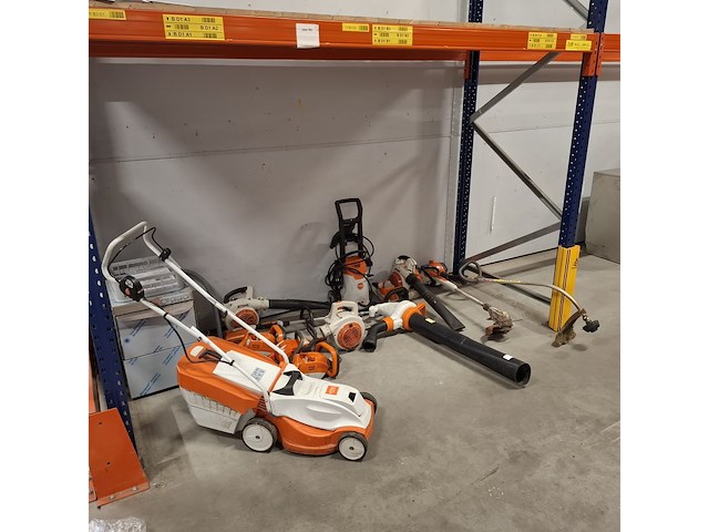 Partij tuingereedschap, stihl, oranje - afbeelding 1 van  23
