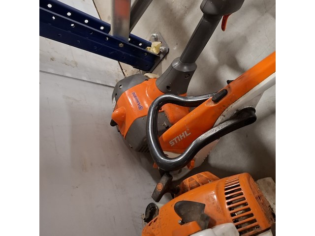 Partij tuingereedschap, stihl, oranje - afbeelding 14 van  23