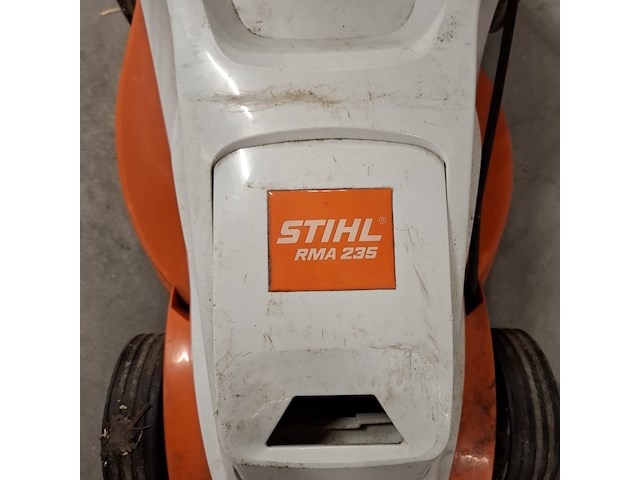 Partij tuingereedschap, stihl, oranje - afbeelding 17 van  23
