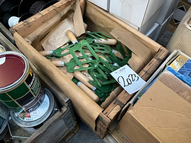 Partij tuingereedschap - afbeelding 1 van  5