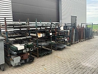 Partij tuinhekken / sierhekken / toegangspoorten / sierpoort