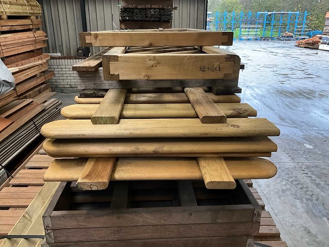 Partij tuinhout - afbeelding 5 van  9