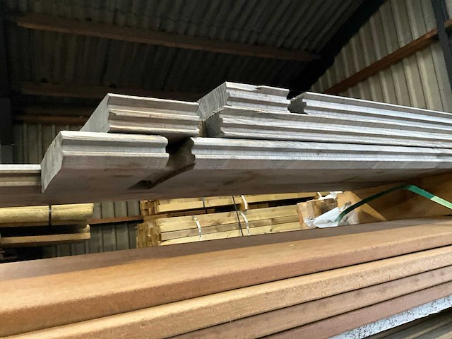 Partij tuinhout - afbeelding 7 van  7