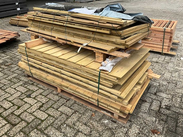 Partij tuinhout - afbeelding 2 van  4