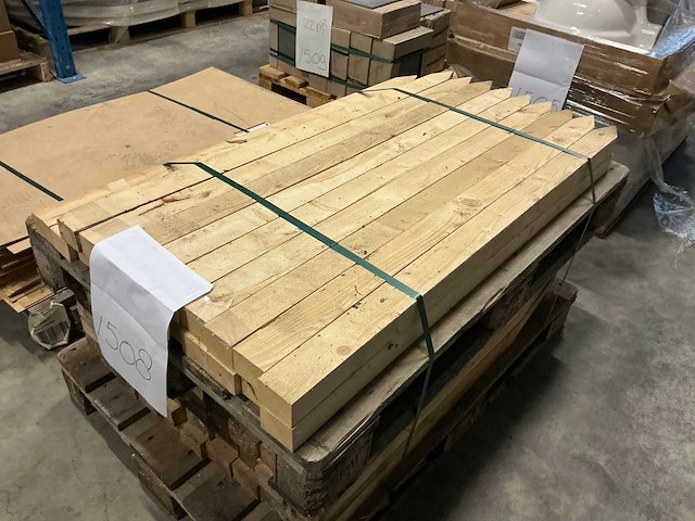 Partij tuinpalen - afbeelding 2 van  4