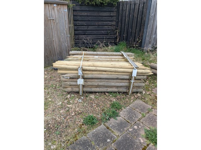 Partij tuinpalen - afbeelding 2 van  11
