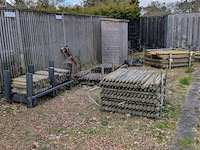 Partij tuinpalen - afbeelding 1 van  11