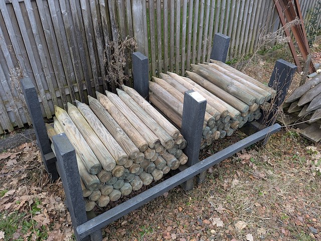 Partij tuinpalen - afbeelding 7 van  11