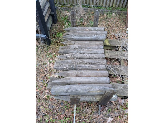 Partij tuinpalen - afbeelding 10 van  11