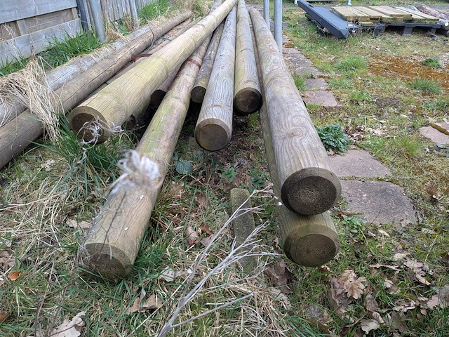 Partij tuinpalen - afbeelding 4 van  4