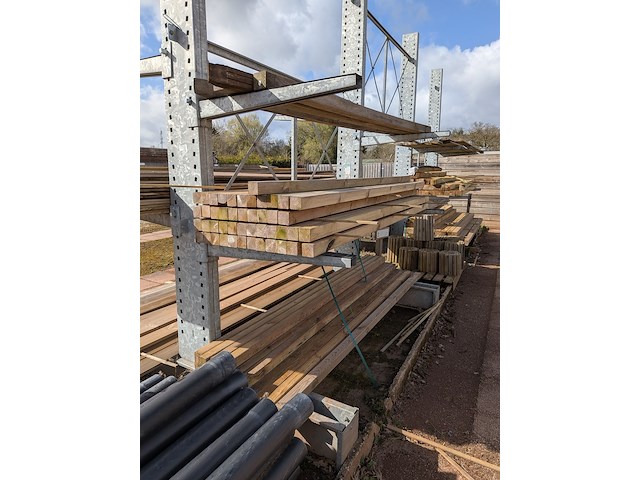 Partij tuinpalen - afbeelding 2 van  6