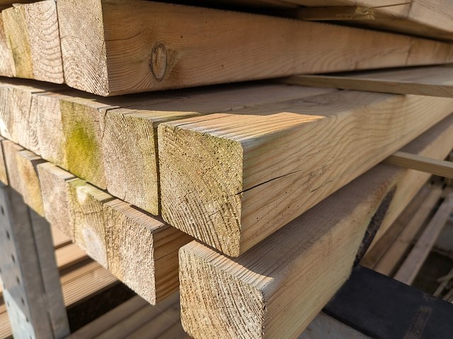 Partij tuinpalen - afbeelding 4 van  6