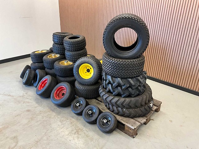 Partij tuin/park machines banden - afbeelding 14 van  20