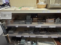 Partij tuinproducten - afbeelding 10 van  13