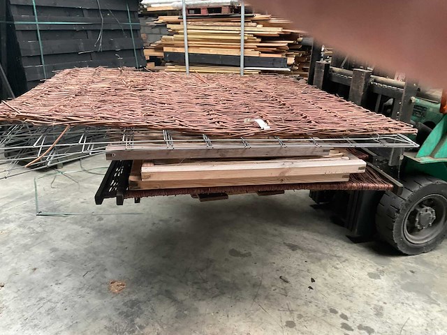 Partij tuinschermen, diverse types - 180x180 cm - afbeelding 2 van  5