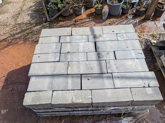 Partij tuinstenen - afbeelding 7 van  7