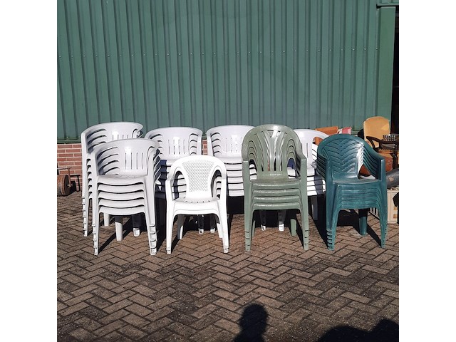 Partij tuinstoelen - afbeelding 1 van  8