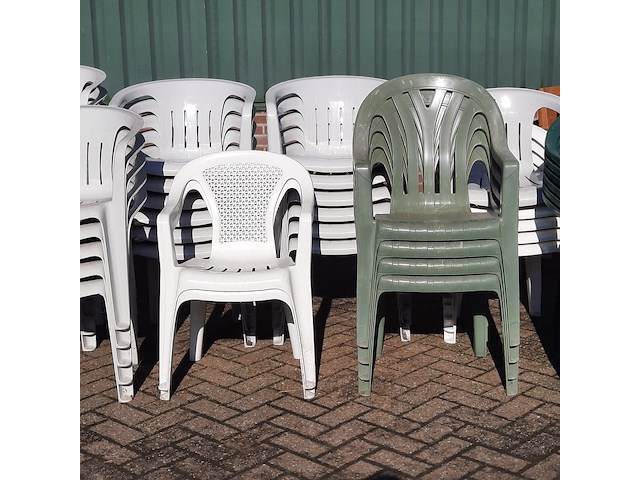 Partij tuinstoelen - afbeelding 3 van  8