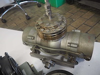 Partij turbo (moleculair) pompen met controller - afbeelding 11 van  13