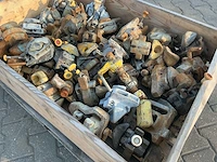 Partij twistlocks - afbeelding 3 van  5