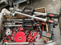 Partij tytecker bindapparaten & houtbewerkingsfrezen - afbeelding 2 van  8