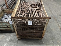 Partij u beugels - afbeelding 2 van  3