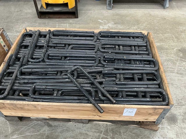 Partij u beugels - afbeelding 1 van  6