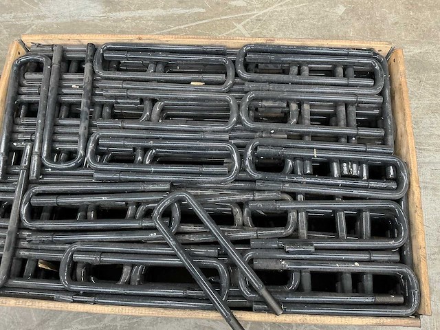 Partij u beugels - afbeelding 2 van  6