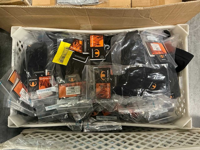 Partij ultima helmetwarmers black (95x) - afbeelding 1 van  1