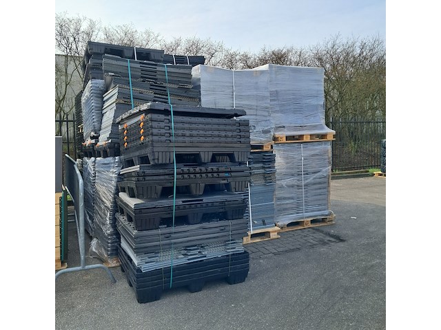 Partij uni-pak's, o.a. engels - afbeelding 1 van  5